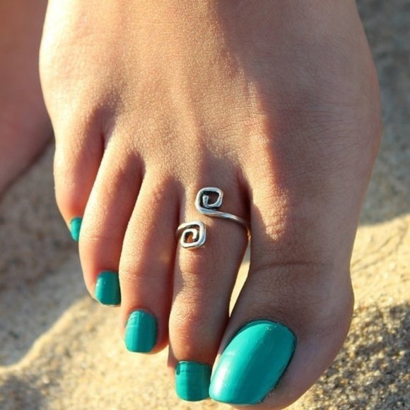 🔵Geometric Silver Tone Adjustable Toe Ring - Picture 3 of 3